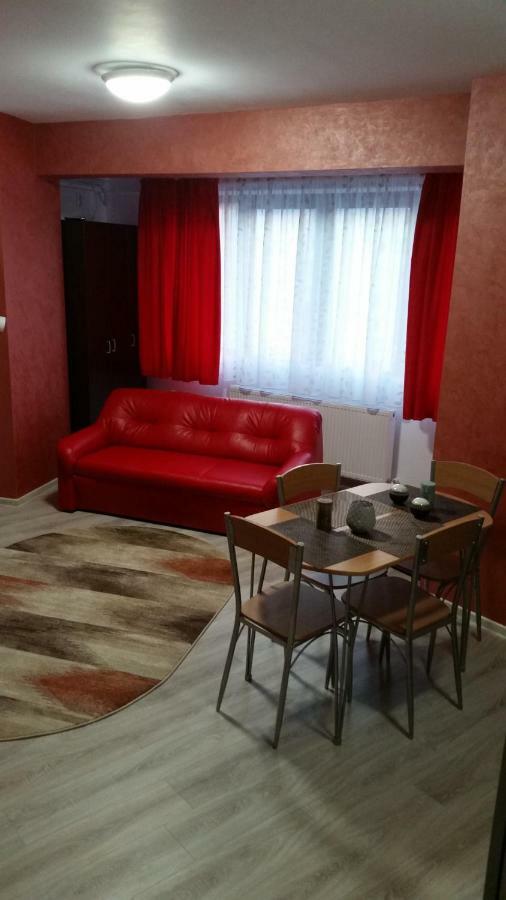 Kolonaki Domus Apartment Iasi Exterior foto